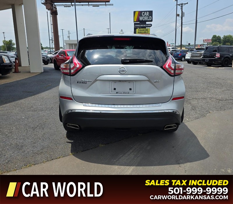 Nissan Murano Vehicle Full-screen Gallery Image 5