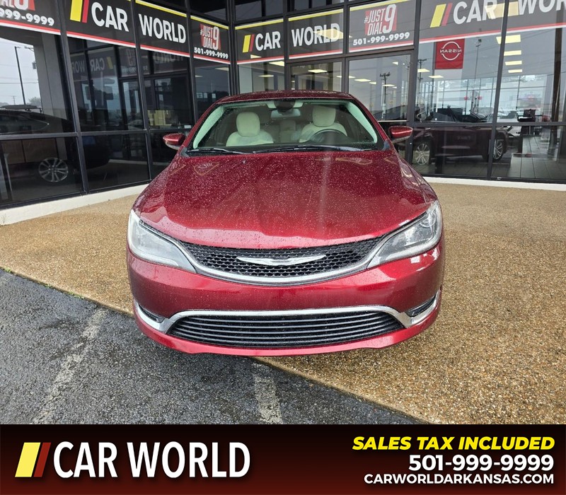 Chrysler 200 Vehicle Full-screen Gallery Image 2