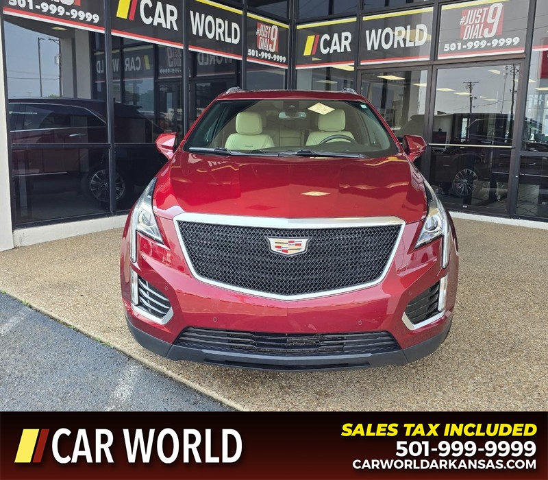 Cadillac XT5 Vehicle Full-screen Gallery Image 2