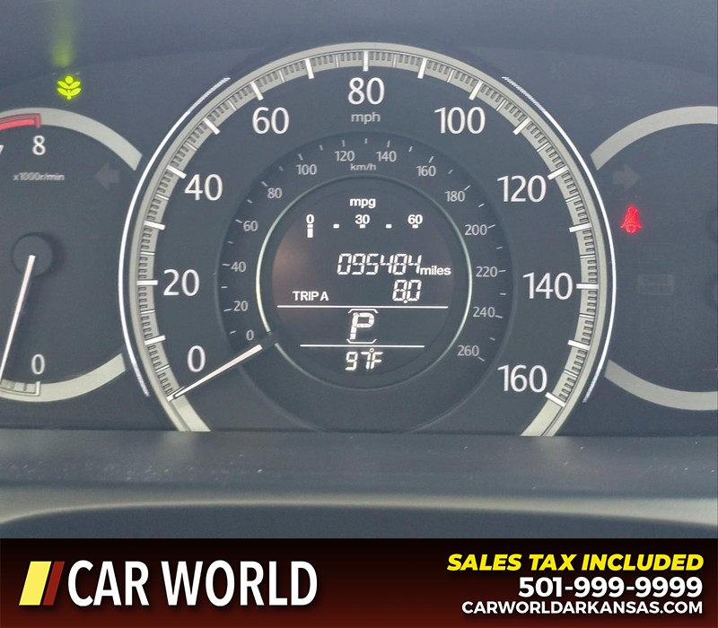 Honda Accord Sedan Vehicle Full-screen Gallery Image 15