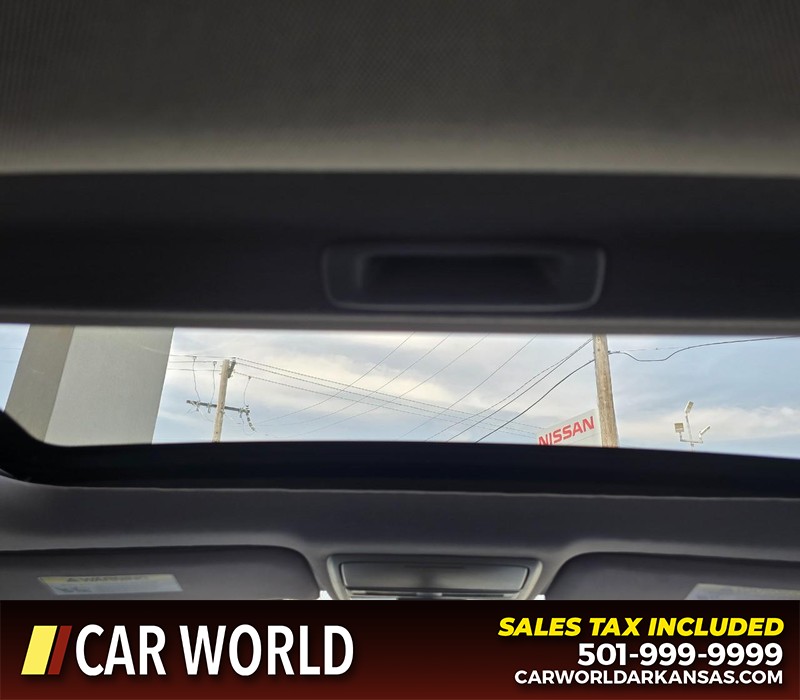Honda Accord Sedan Vehicle Full-screen Gallery Image 20