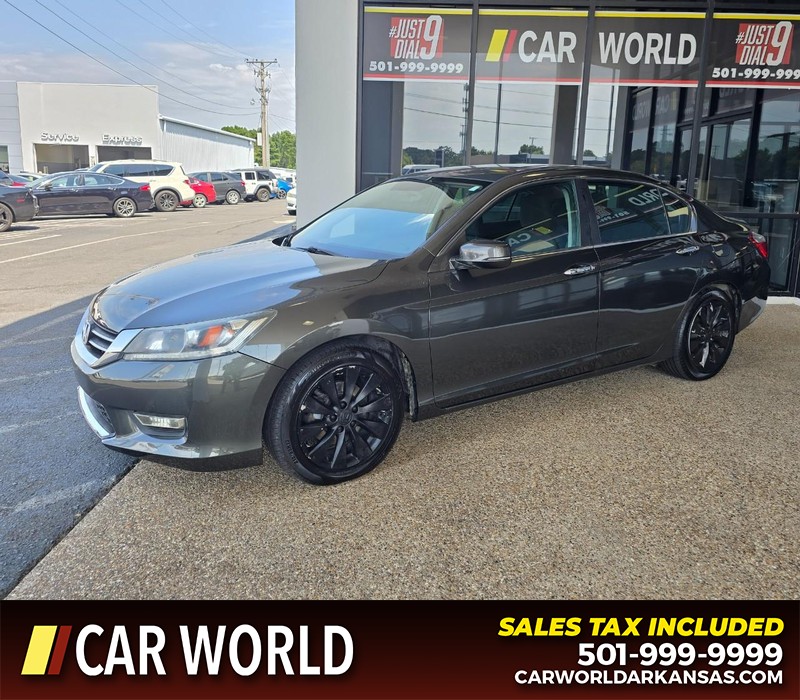 Honda Accord Sedan Vehicle Full-screen Gallery Image 3