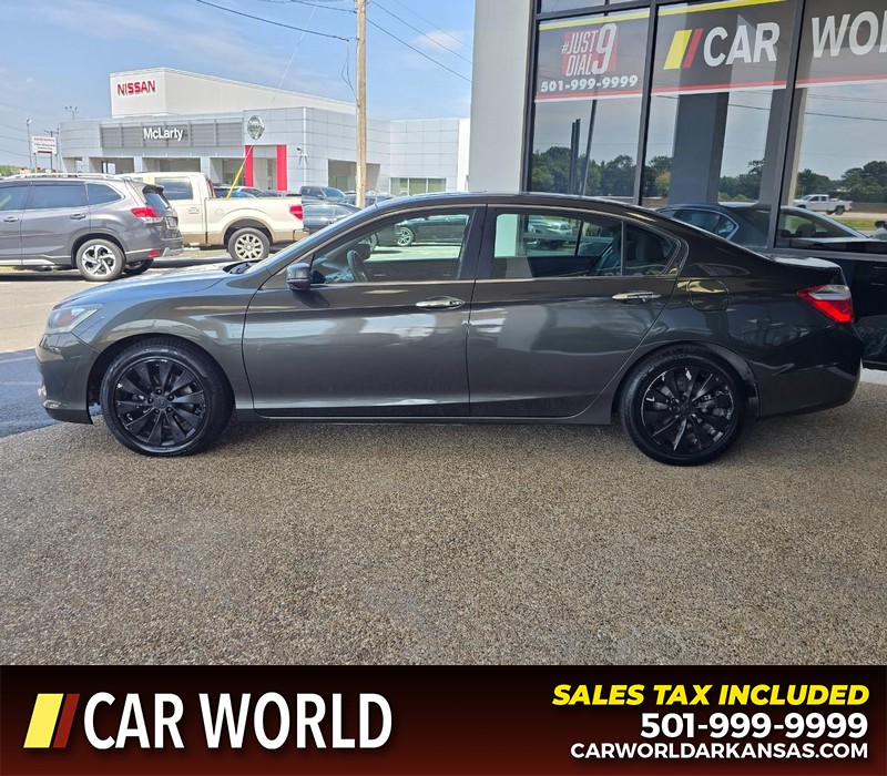 Honda Accord Sedan Vehicle Full-screen Gallery Image 4
