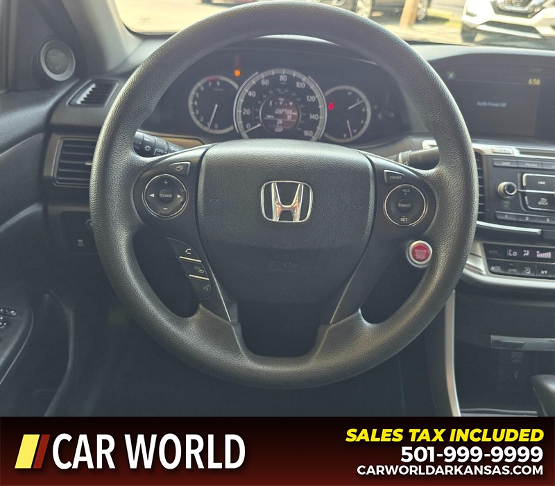 Honda Accord Sedan Vehicle Full-screen Gallery Image 14