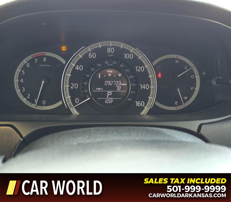 Honda Accord Sedan Vehicle Full-screen Gallery Image 16