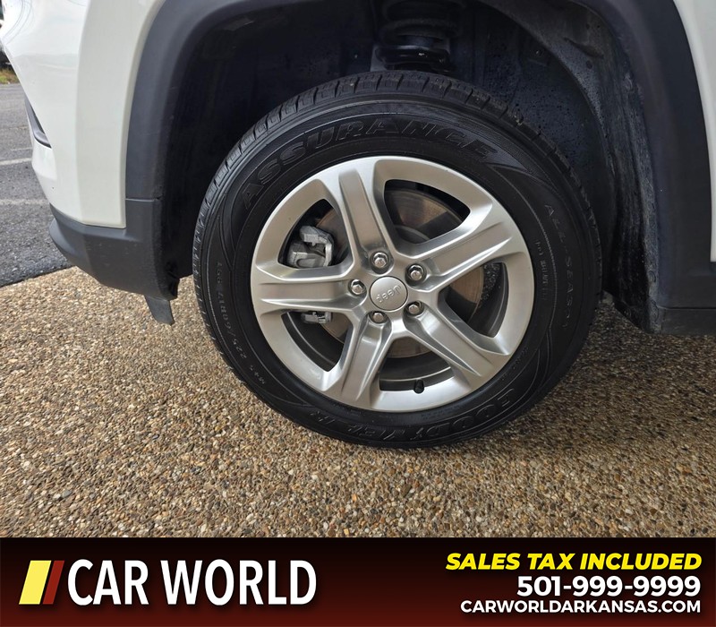 Jeep Compass Vehicle Full-screen Gallery Image 6
