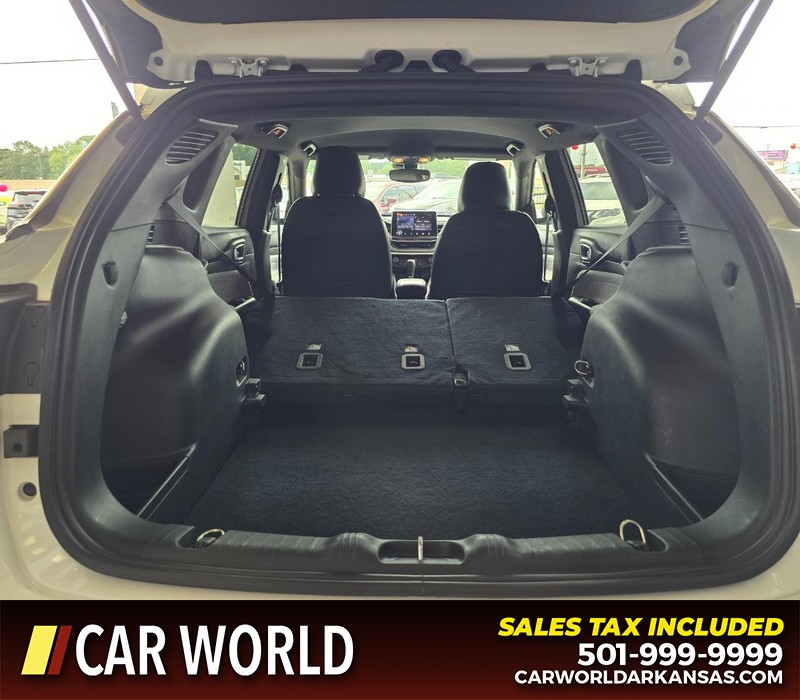 Jeep Compass Vehicle Full-screen Gallery Image 14