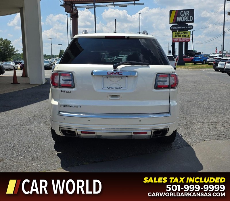 GMC Acadia Vehicle Full-screen Gallery Image 5