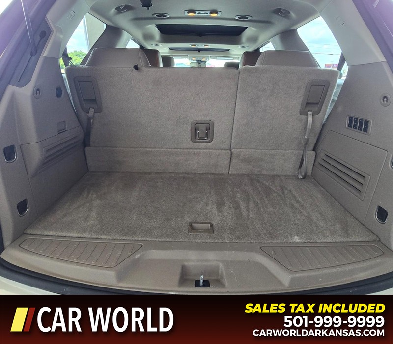 GMC Acadia Vehicle Full-screen Gallery Image 15