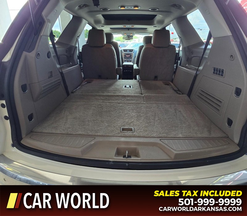 GMC Acadia Vehicle Full-screen Gallery Image 16