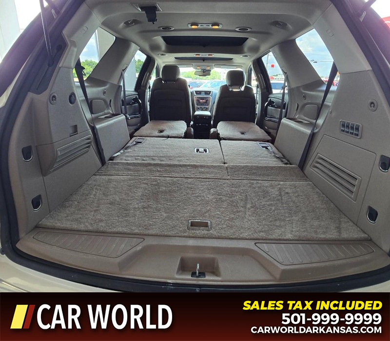 GMC Acadia Vehicle Full-screen Gallery Image 17