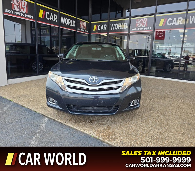 Toyota Venza Vehicle Full-screen Gallery Image 2
