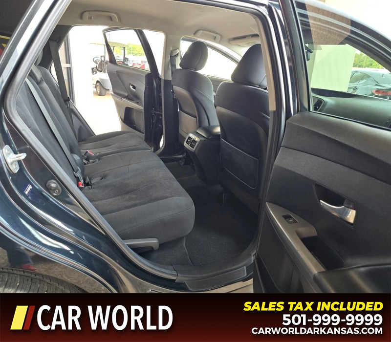 Toyota Venza Vehicle Full-screen Gallery Image 12