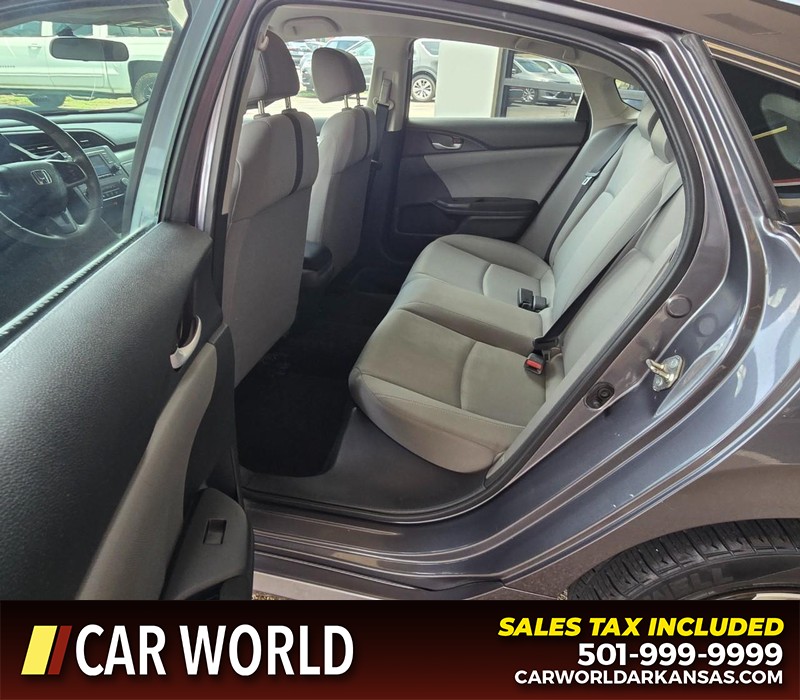 Honda Civic Sedan Vehicle Full-screen Gallery Image 10