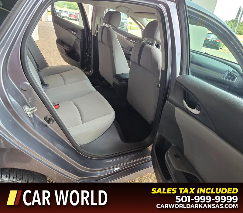 Honda Civic Sedan Vehicle Full-screen Gallery Image 12