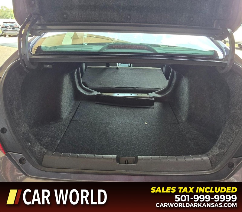 Honda Civic Sedan Vehicle Full-screen Gallery Image 14
