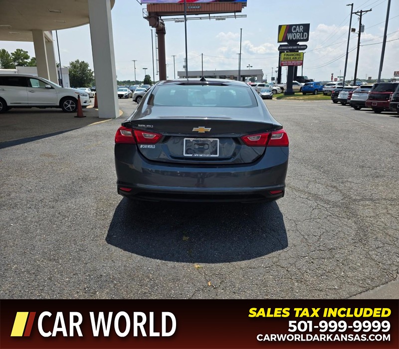 Chevrolet Malibu Vehicle Full-screen Gallery Image 5