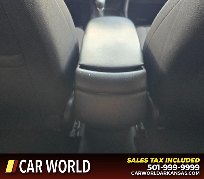 Chevrolet Malibu Vehicle Full-screen Gallery Image 19