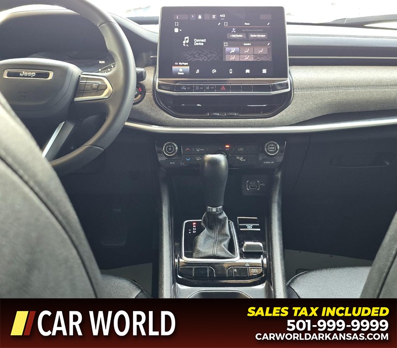 Jeep Compass Vehicle Full-screen Gallery Image 18