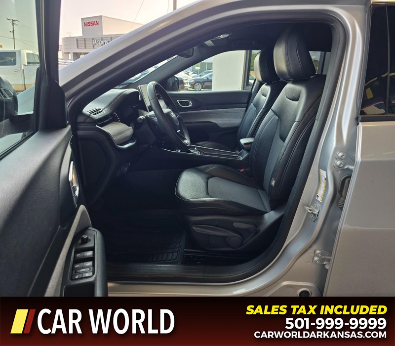 Jeep Compass Vehicle Full-screen Gallery Image 8