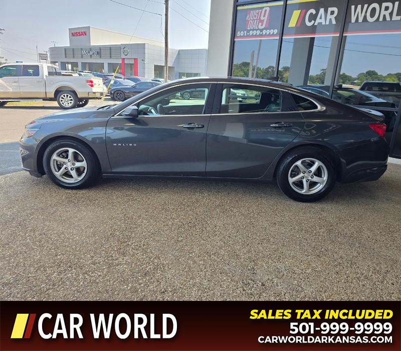 Chevrolet Malibu Vehicle Full-screen Gallery Image 4