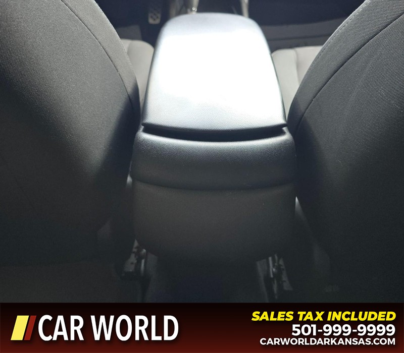 Chevrolet Malibu Vehicle Full-screen Gallery Image 19
