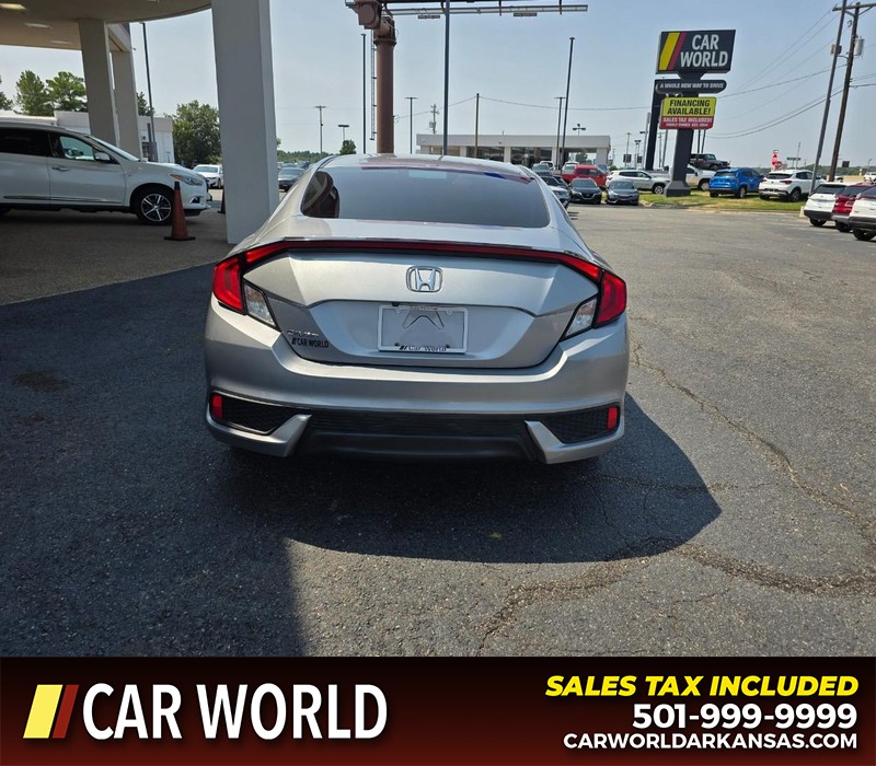 Honda Civic Coupe Vehicle Full-screen Gallery Image 5