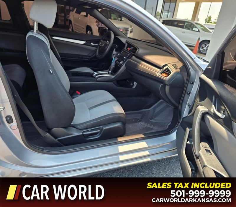 Honda Civic Coupe Vehicle Full-screen Gallery Image 9