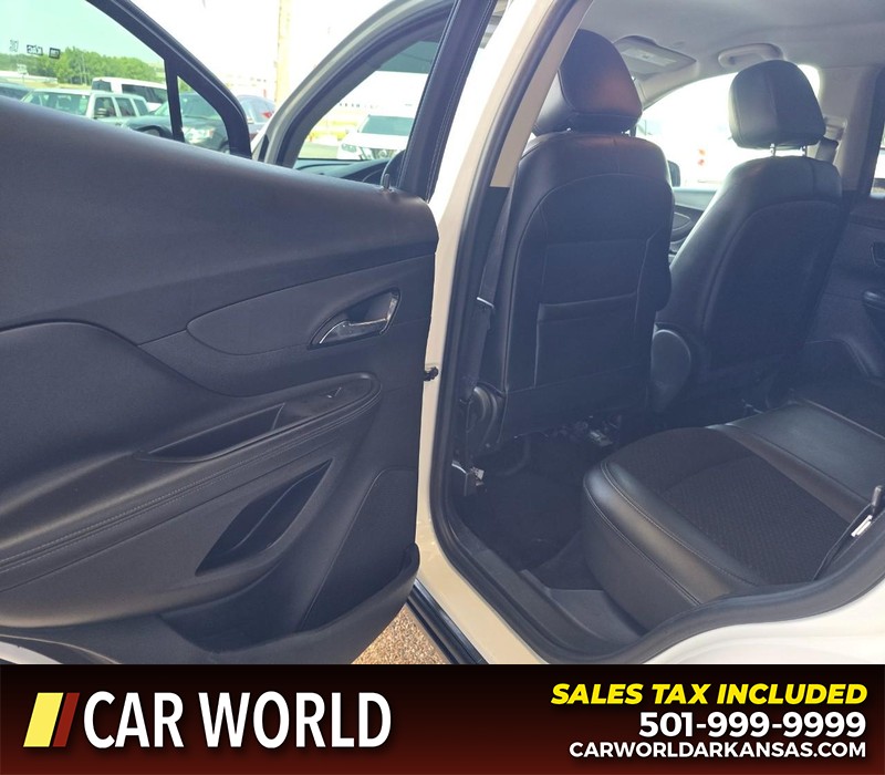 Buick Encore Vehicle Full-screen Gallery Image 9