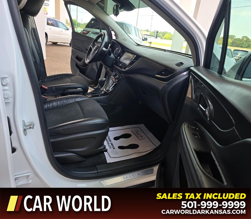 Buick Encore Vehicle Full-screen Gallery Image 11