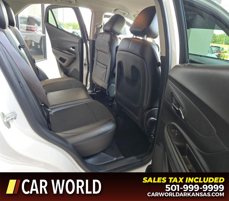 Buick Encore Vehicle Full-screen Gallery Image 12