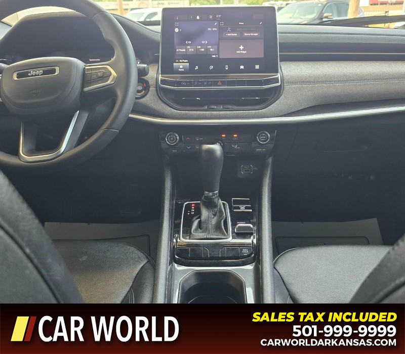 Jeep Compass Vehicle Full-screen Gallery Image 18