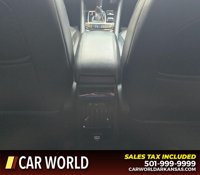 Jeep Compass Vehicle Full-screen Gallery Image 19