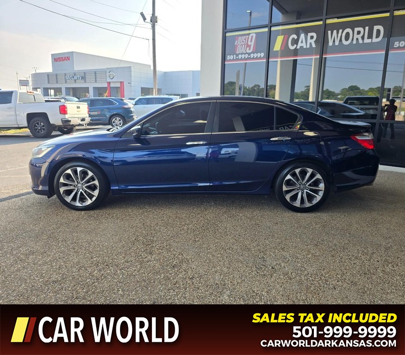 Honda Accord Sedan Vehicle Full-screen Gallery Image 4