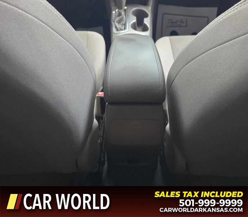 Chevrolet Cruze Vehicle Full-screen Gallery Image 19