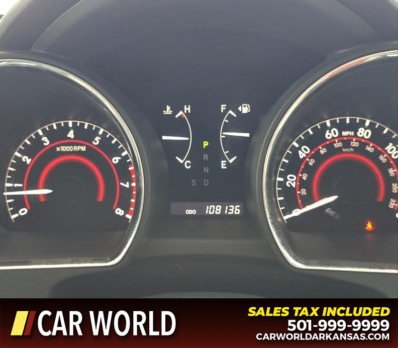 Toyota Highlander Vehicle Full-screen Gallery Image 18