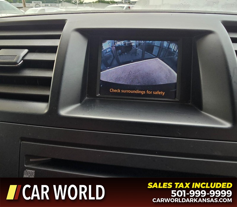 Toyota Highlander Vehicle Full-screen Gallery Image 21