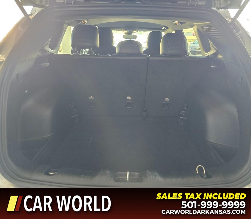 Jeep Compass Vehicle Full-screen Gallery Image 13