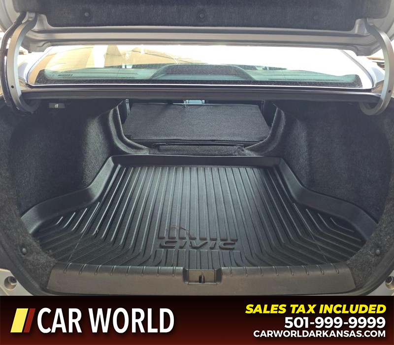 Honda Civic Sedan Vehicle Full-screen Gallery Image 14