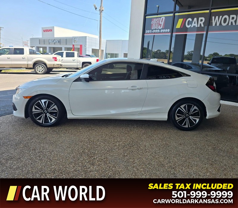 Honda Civic Coupe Vehicle Full-screen Gallery Image 4