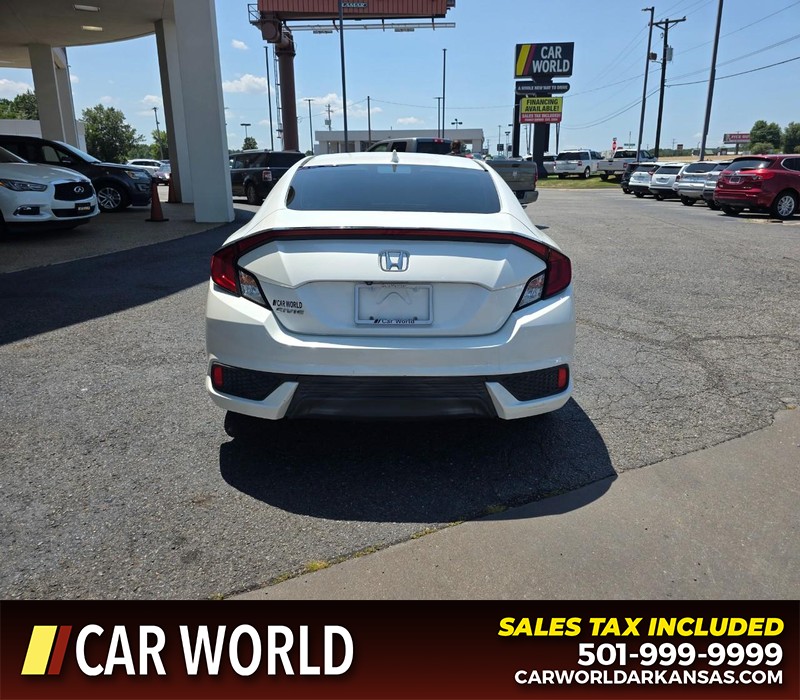 Honda Civic Coupe Vehicle Full-screen Gallery Image 5