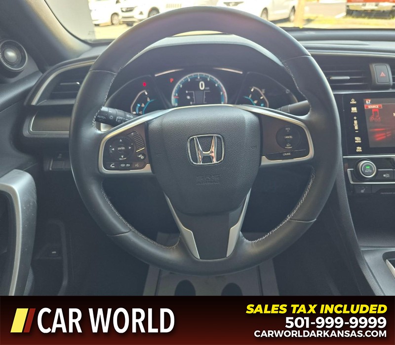 Honda Civic Coupe Vehicle Full-screen Gallery Image 14
