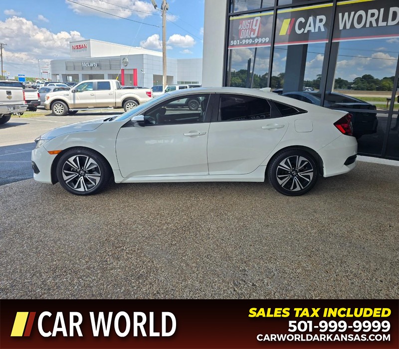 Honda Civic Sedan Vehicle Full-screen Gallery Image 4