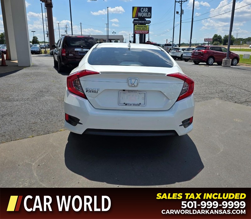 Honda Civic Sedan Vehicle Full-screen Gallery Image 5