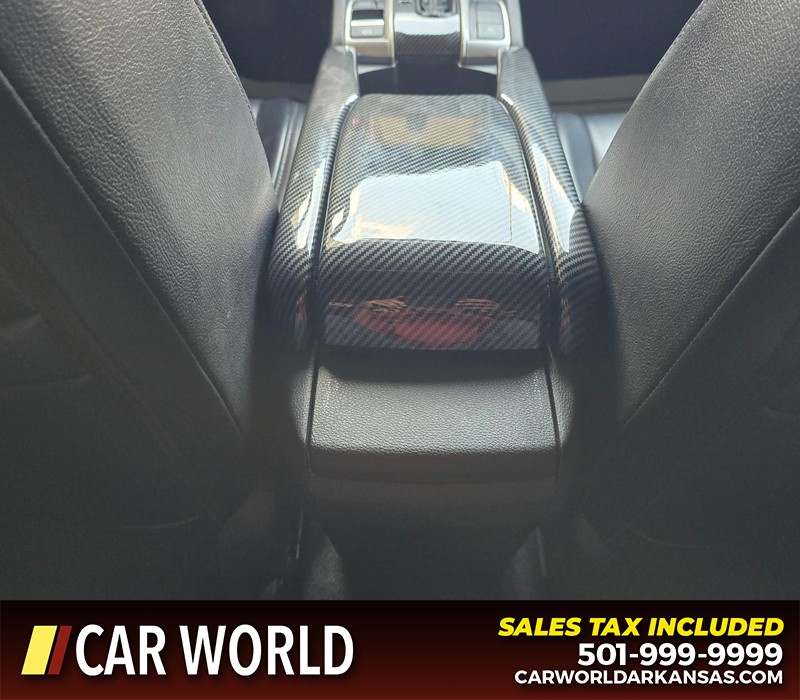 Honda Civic Sedan Vehicle Full-screen Gallery Image 22
