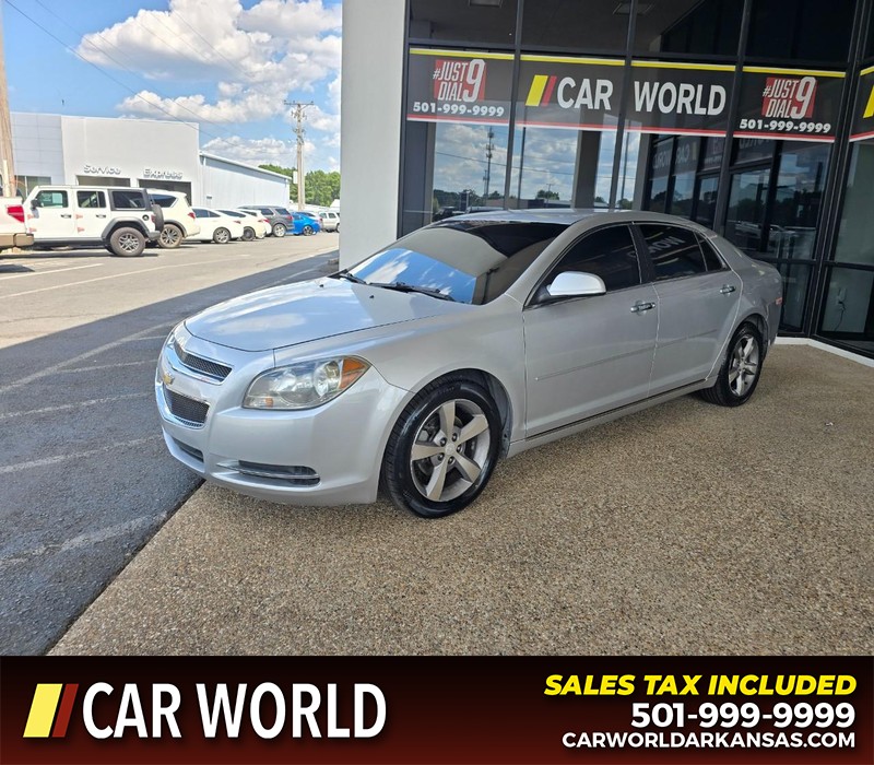 Chevrolet Malibu Vehicle Full-screen Gallery Image 3