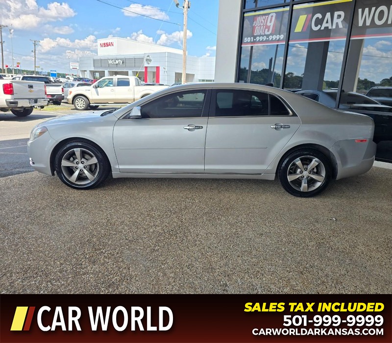 Chevrolet Malibu Vehicle Full-screen Gallery Image 4