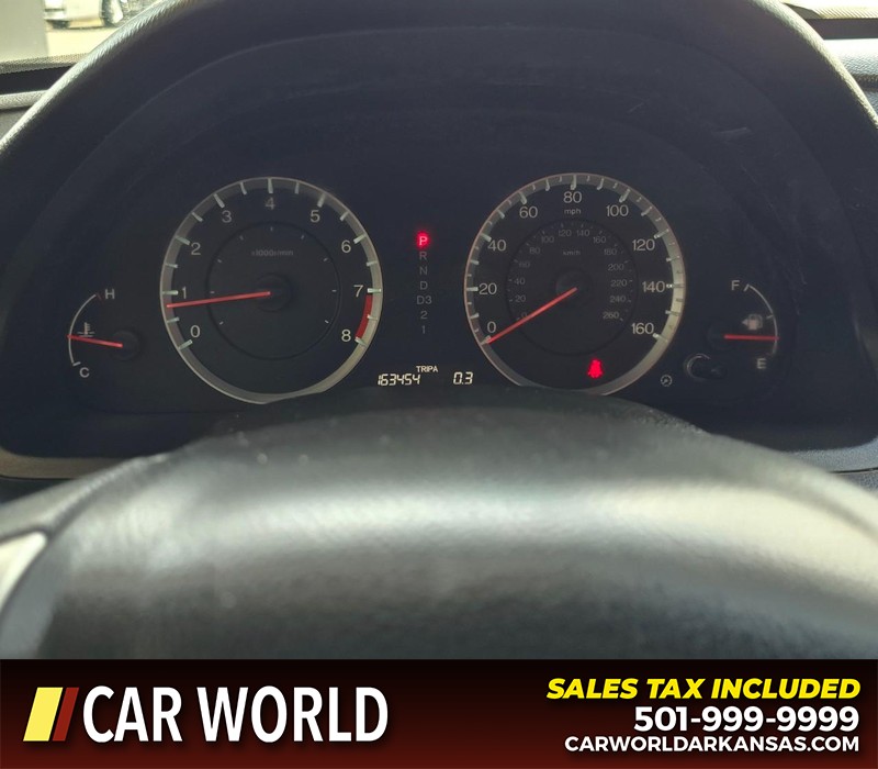 Honda Accord Sedan Vehicle Full-screen Gallery Image 16