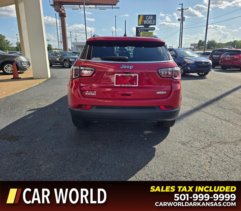Jeep Compass Vehicle Full-screen Gallery Image 5
