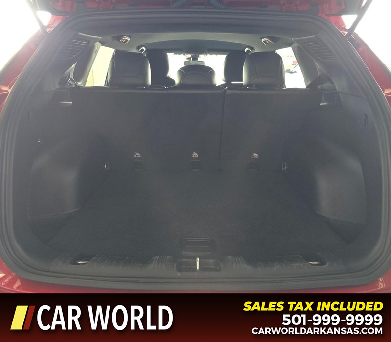 Jeep Compass Vehicle Full-screen Gallery Image 13